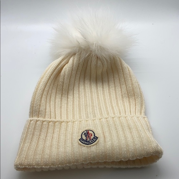 Moncler Kids Hat Size M Cream Color 